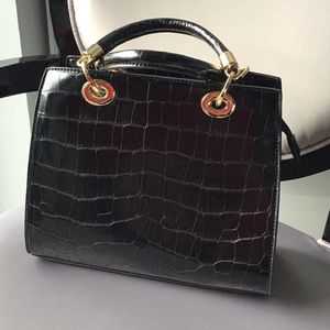 Small Black Faux Alligator Purse Handbag